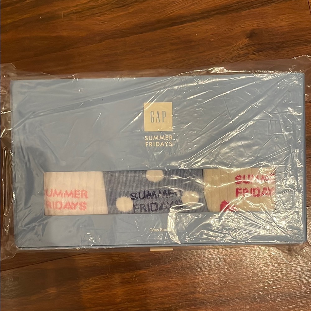 Gap x Summer Fridays Socks